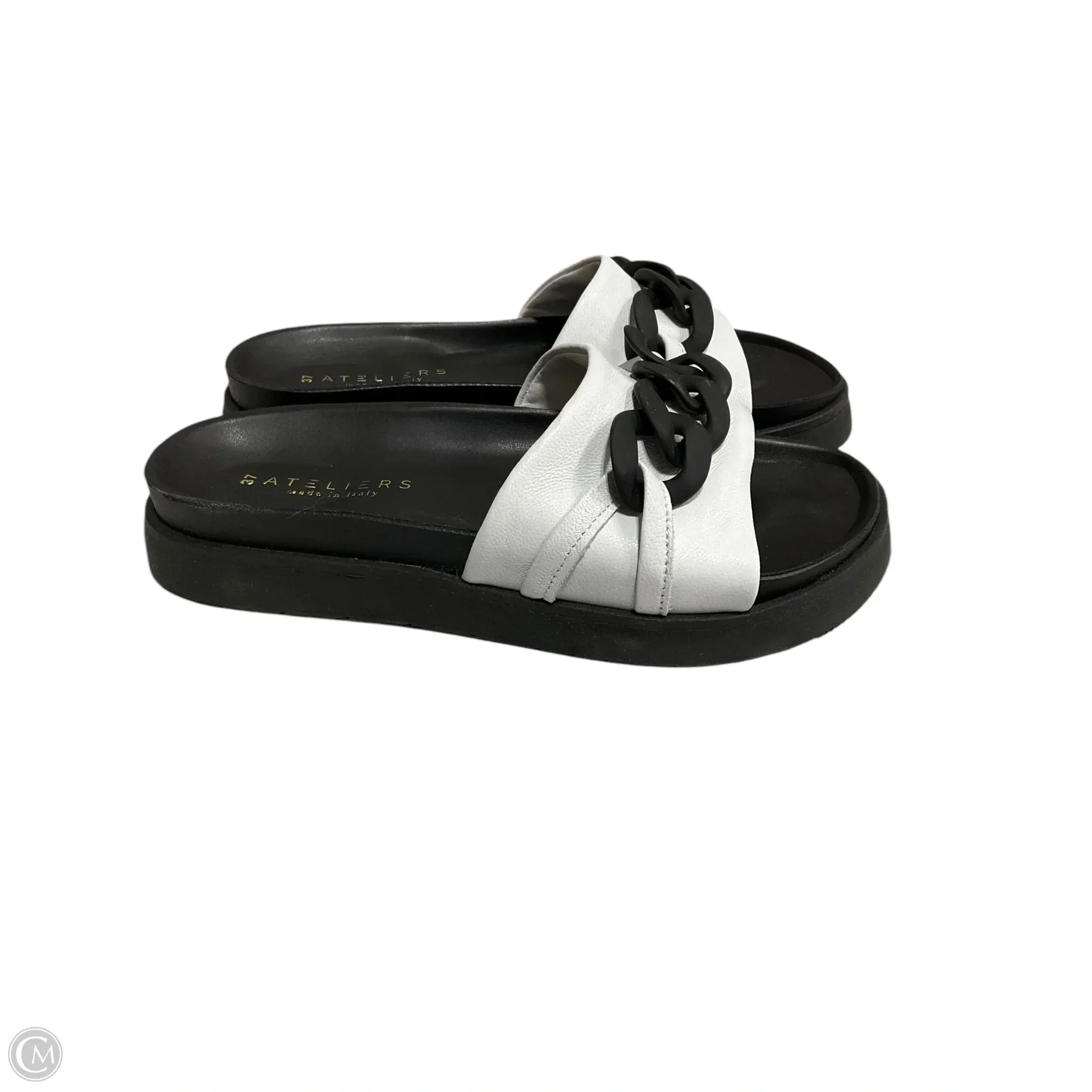 Sandals Flats By Clothes Mentor In Black & White, Size: 7