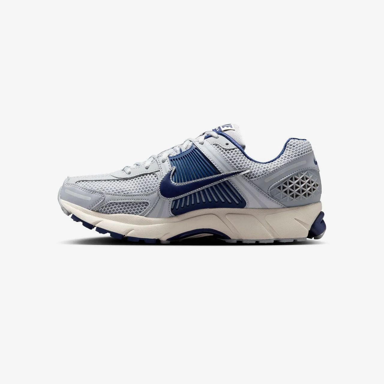 Zoom Vomero 5
